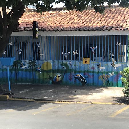 Hotel Pousada Cantinho De Roy Cuiaba  Exterior photo
